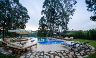 Crater Safari Lodge