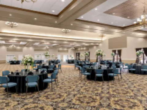 DoubleTree by Hilton Hotel Phoenix - Gilbert Hotels in Gilbert