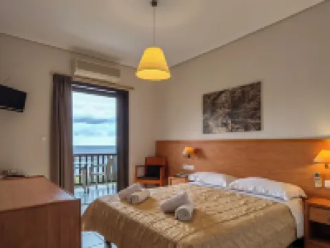 Corali Hotel Hotels in Kimi