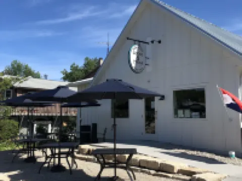 Goose & Twigs Hotels in Sister Bay