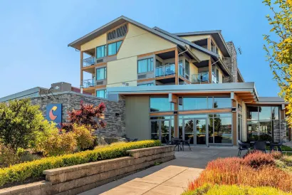 Comfort Inn & Suites