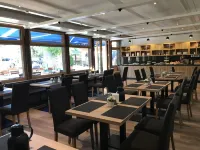 Hotel Weißbräu Отели в г. Тауфкирхен