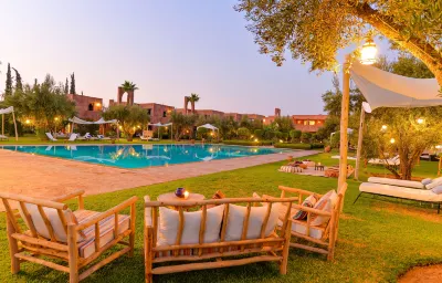 Les Jardins de Zyriab Hotels near DOUAR WARZET دوار وارزت