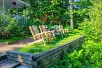 Lake front home with in-deck outdoor hot tub and spectacular lake views! Hotels in Eden