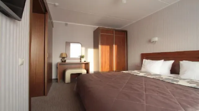 40 Let Pobedy Hotel