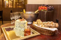 Faial Prime Suítes - Breakfast
