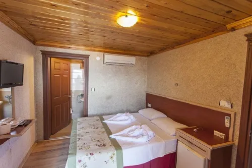 Mevsim Otel