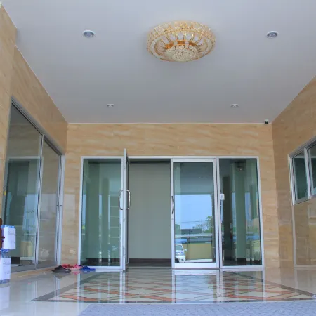 Thani Residence