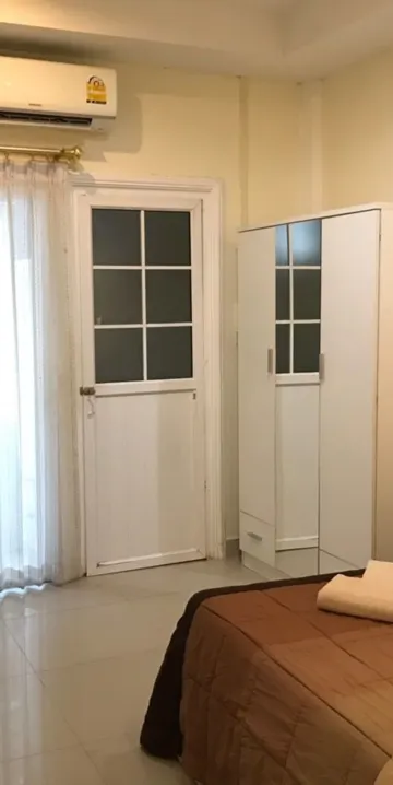 ห้องบัดเจท เตียงใหญ่ 1 เตียง