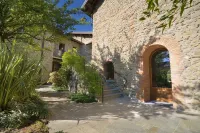 Il Portico - 1711 Luxury Guest House Hôtels à : Medolago
