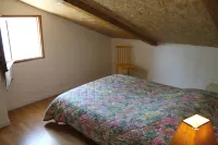 Mas les Echelettes Hotels in Clansayes