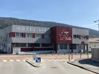 Hôtel l'Ange de la vallée Cure de Veyziat 주변 호텔