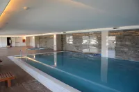 Heybeli Hotel - Pools