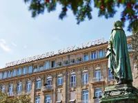 Steigenberger Icon Parkhotel Düsseldorf Hotels near Koe-Bogen