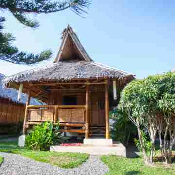 Pura Vida Beach & Dive Resort Hotel Exterior