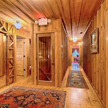 Lake Rabun Hotel