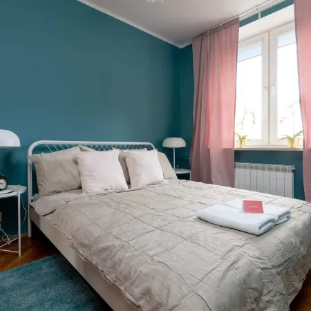 Saska Kępa Modern Apartment by BookingHost Отели рядом с достопримечательностью «Вавер»