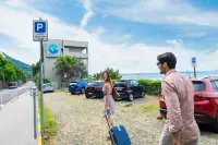Hotel Miramare - Adults Only - parking
