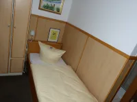 麥德堡市飯店 巴爾萊本住宿飯店