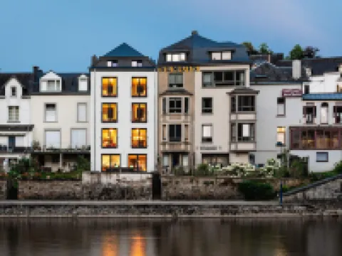 Villa Steps from Castle Hotels in Bouillon