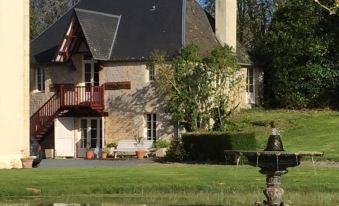 Le Château d'Asnières en Bessin