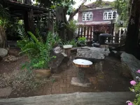 Heuan Kru Noi Homestay Hoteles en Ban Dung