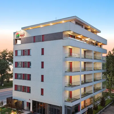 Tomis Garden Aparthotel Mamaia Hotels near Tabacariei Lake