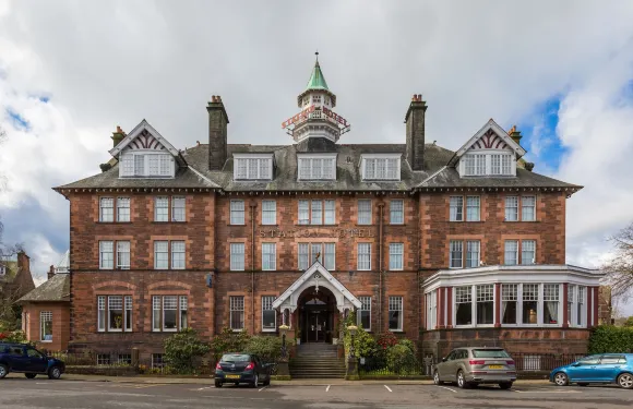 鄧弗里斯車站貝斯特韋斯特酒店