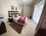 Whalesong Guest House