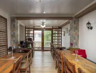 Coffeeswings Lodging House فنادق في Caoayan