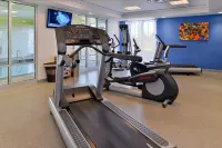 Holiday Inn Express & Suites Terre Haute