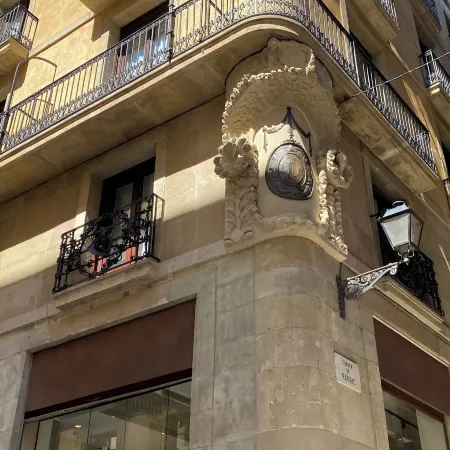 Casa Pince Отели рядом с достопримечательностью «Барселонета Бич»