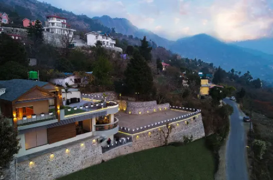 amã Stays & Trails Whispering Pines, Bhimtal