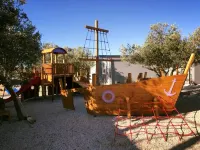 Gabrijela House Hotels in Pakostane