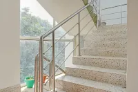 Royal Comfort Homestay Autostand Kankarbagh - Kitchens