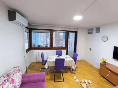 Chengic Villa Comfort - Modern 2-Bedroom Retreat Hotel a 