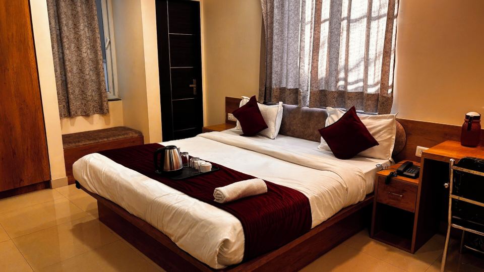 Hotel Gulabi Nagri