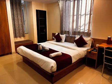 Hotel Gulabi Nagri, Malviya Nagar, Jaipur Отели рядом с Аэропорт Джайпур