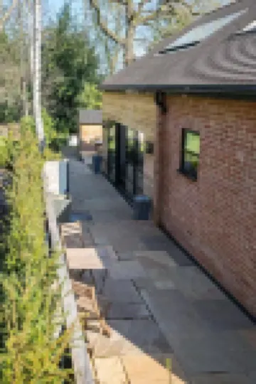 Aylesford-house-sleeps 2 & 1 Infant-parking-garden