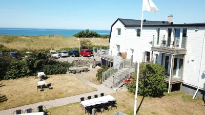 바이비 바추스 호텔 Vejbystrand 호텔