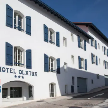 Hôtel & Appart-hôtel Olatua