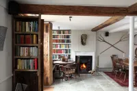 Black Lion Hotel Hotel di Stiffkey