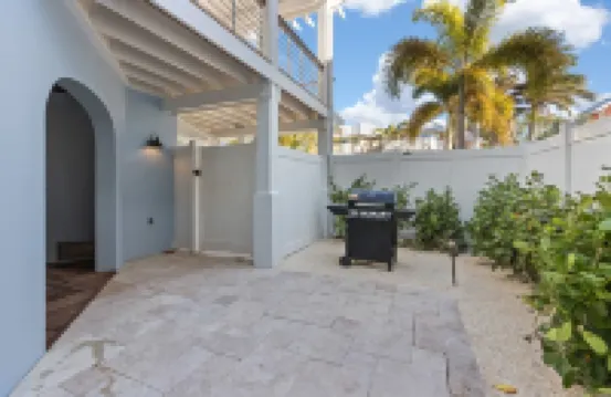 비치 리트리츠가 관리하는 체이싱 선셋츠