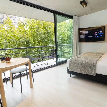 Luxe Palermo Smart Suite