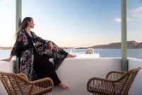 Eclipse Tales Milos, Port Area - Havudsigt