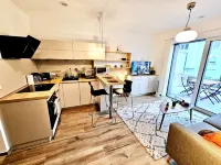 Lovely 1 Bedroom Flat with Terrace in Luxembourg-Ces1 Hotels in Livange