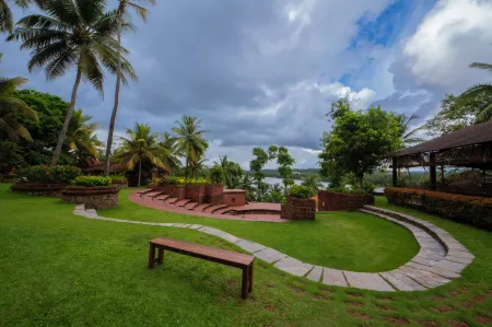 The Raviz Kadavu, Kozhikode