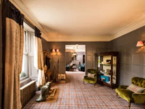 Balmoral Arms Hotels in Ballater
