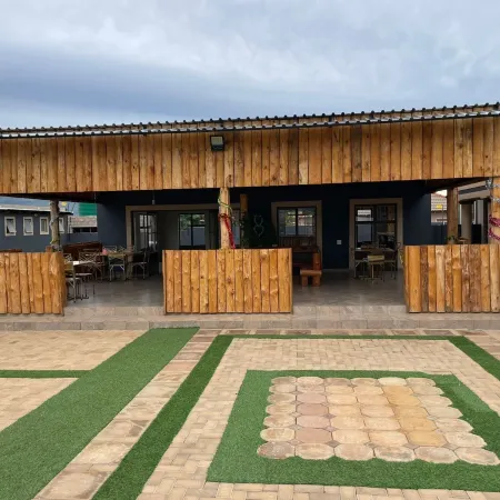Dingwako Lodge