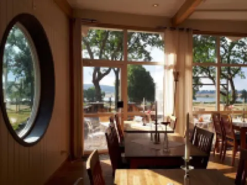 Hotell Hehrne Hotels in Vanersborg Municipality